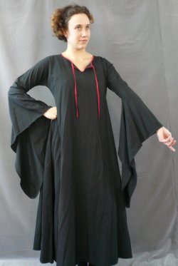G498:  Cinnamon Brown 12th Century Gown
