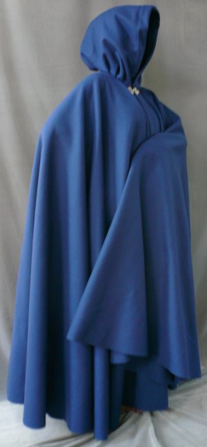 1393: dark blue wool cloak