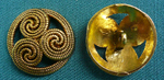 Triskele Antiqued small Gold button