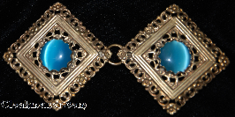 Filigree Diamond<br>w/Lg Round Blue glass