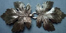 Grape Leaves - Single hook - Silvertone