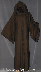 Robe:R307, Robe Style:Qui Gon Jin Robe, Robe Color:Brown black tight chevron, Front/Collar:Hooded with Brown cloth-covered hook and eye, Fiber:Wool Polyester Blend, Neck:25", Sleeve:40", Chest:80", Length:65", Height:Up to 6' 5". Can be shortened, Note:Comfortable to wear around<br>the house and around town.<br>This hooded robe is made of a<br>light weight two tone wool/polyester<br>with brown cloth-covered<br>hook and eye clasp<br>with pointed sleeves is<br>modeled after Qui Gon.<br>Can be converted to Anakin as well.<br>Machine Washable on gentle,  line dry.