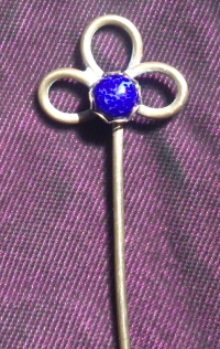 Copper loops woth blue stone hairstick